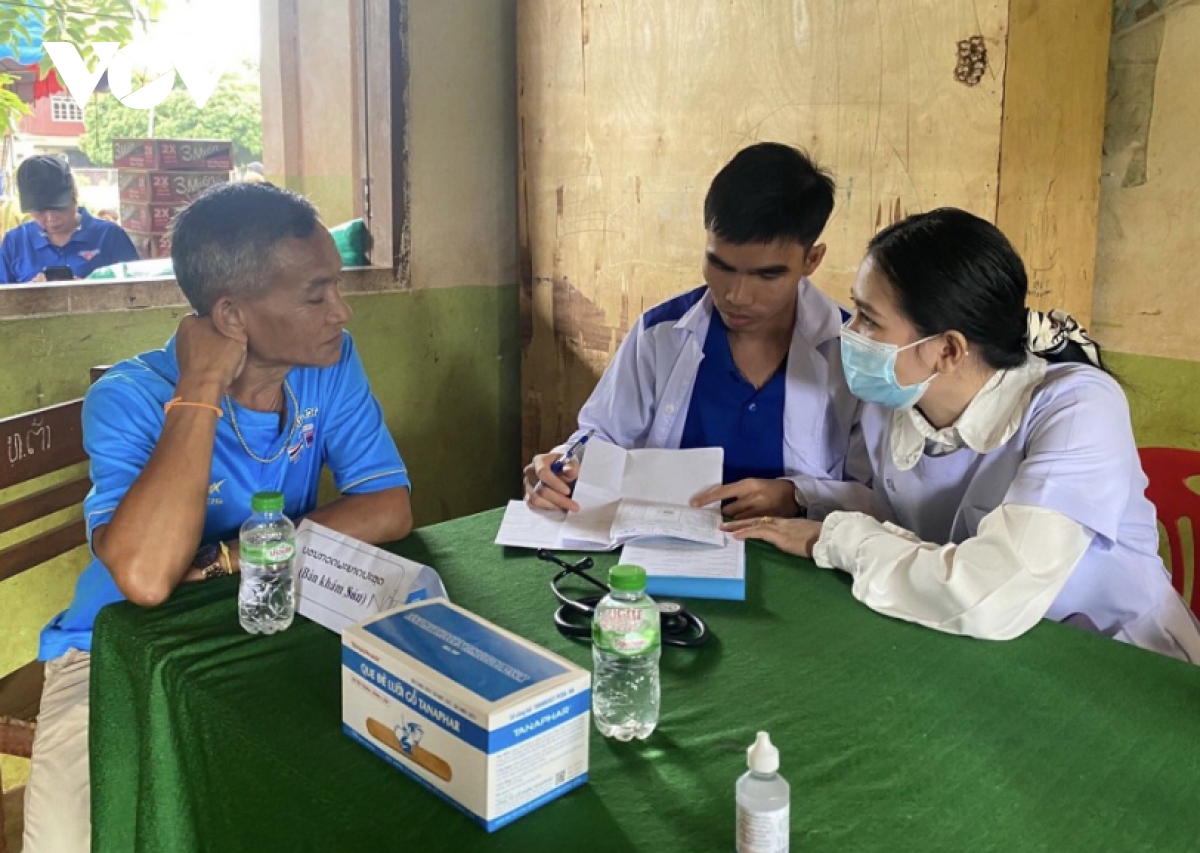 Thành Đoàn Đà Nẵng tổ chức hoạt động tình nguyện tại Lào